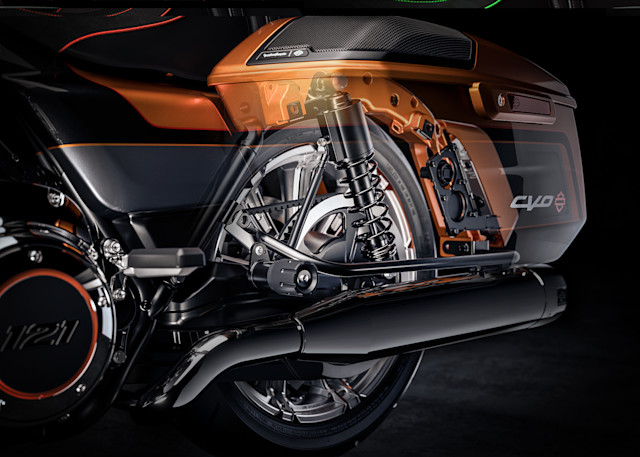 CVO™ Street Glide - Image 3