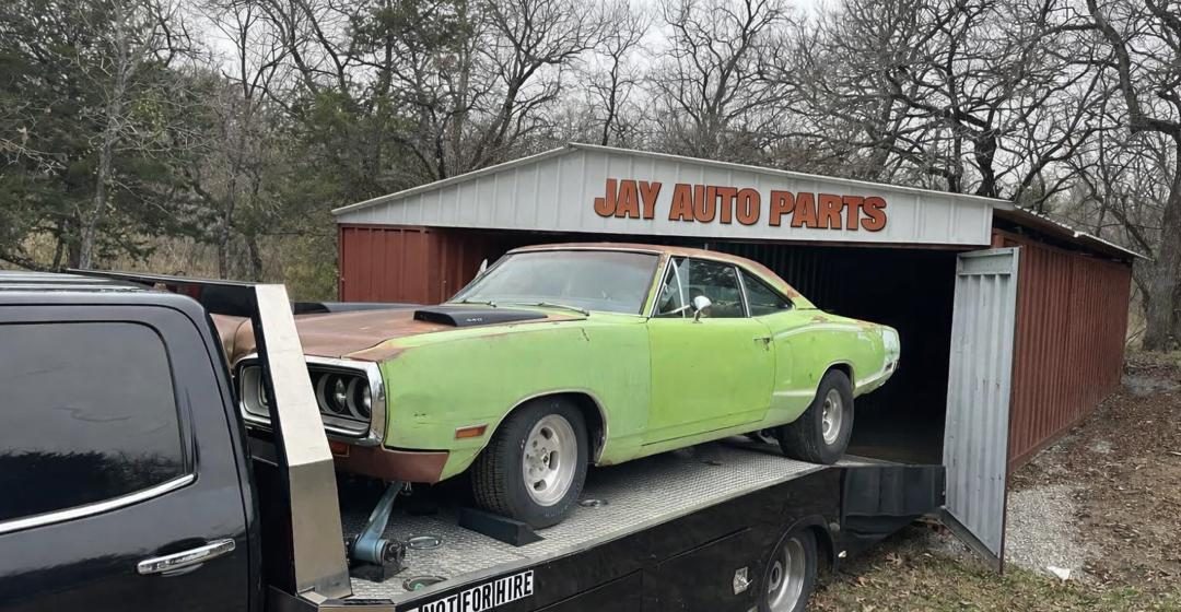 Original AUTO PARTS - Mopars and Classic Cars